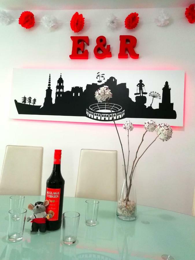 Apartamento E&R Málaga Centro Exterior foto